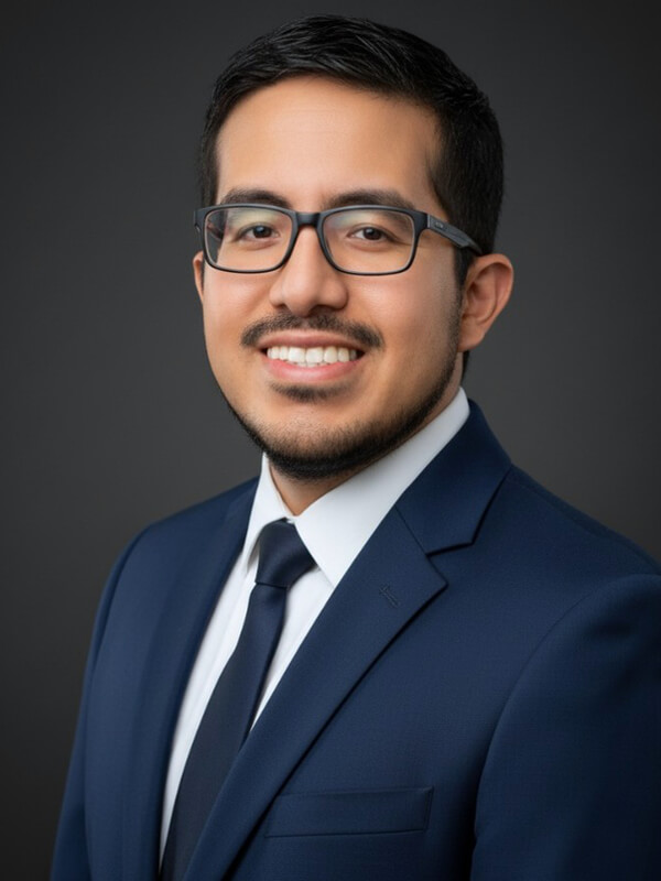 Roger De la Cerna-Luna, MD
